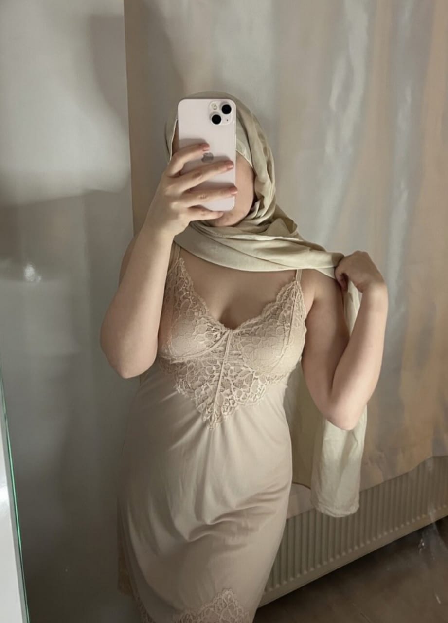 Emenli Seksi Bayan Escort Müşerref