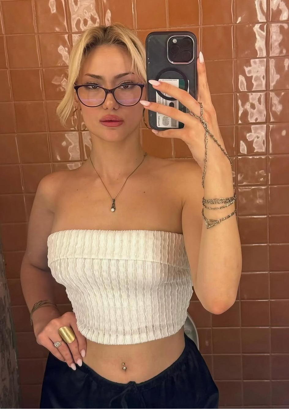 Derbent Ateşli Kadın Escort Bayan Melek