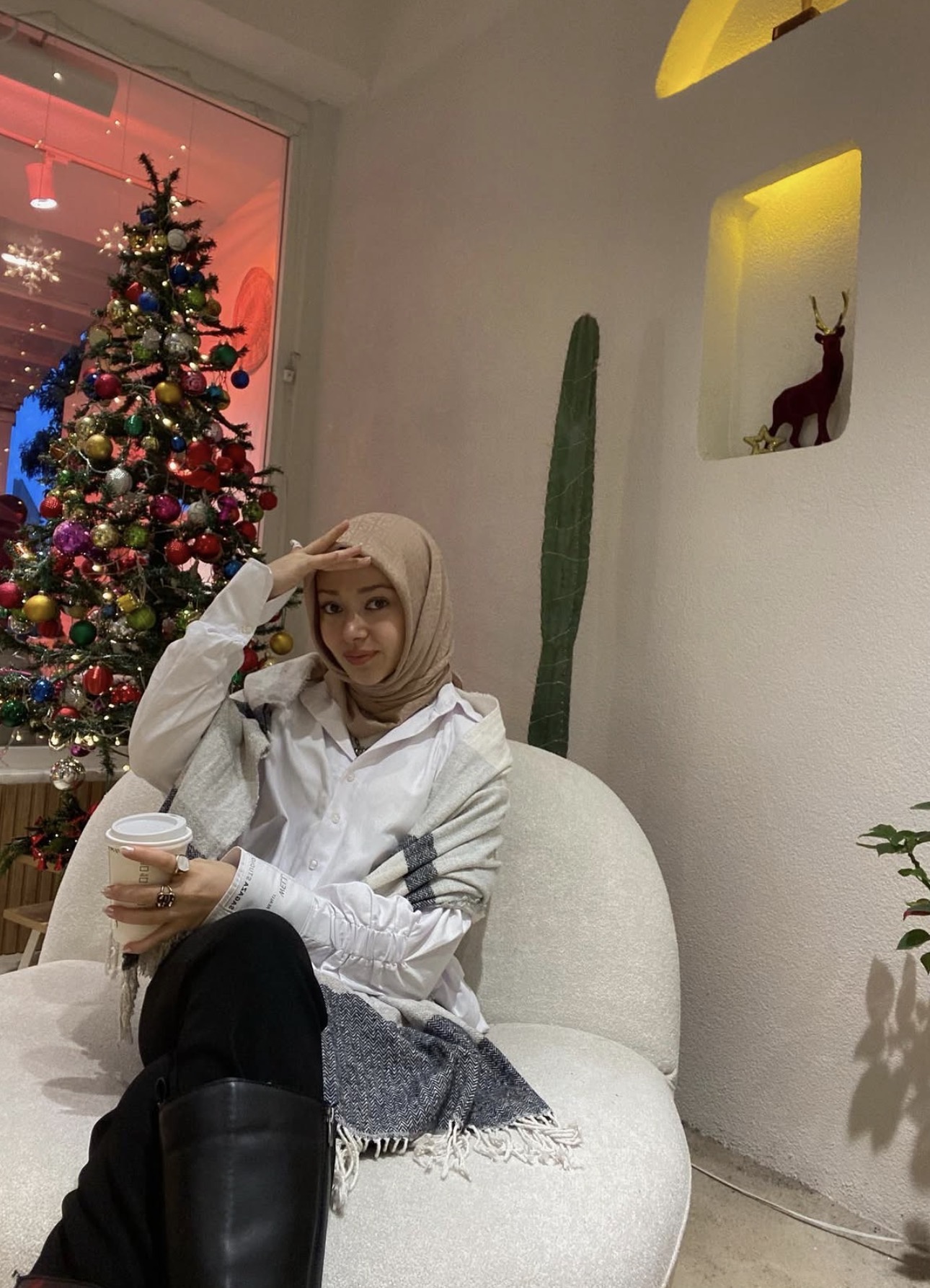 Eynegazi Sadık Bayan Bayan Escort Hülya