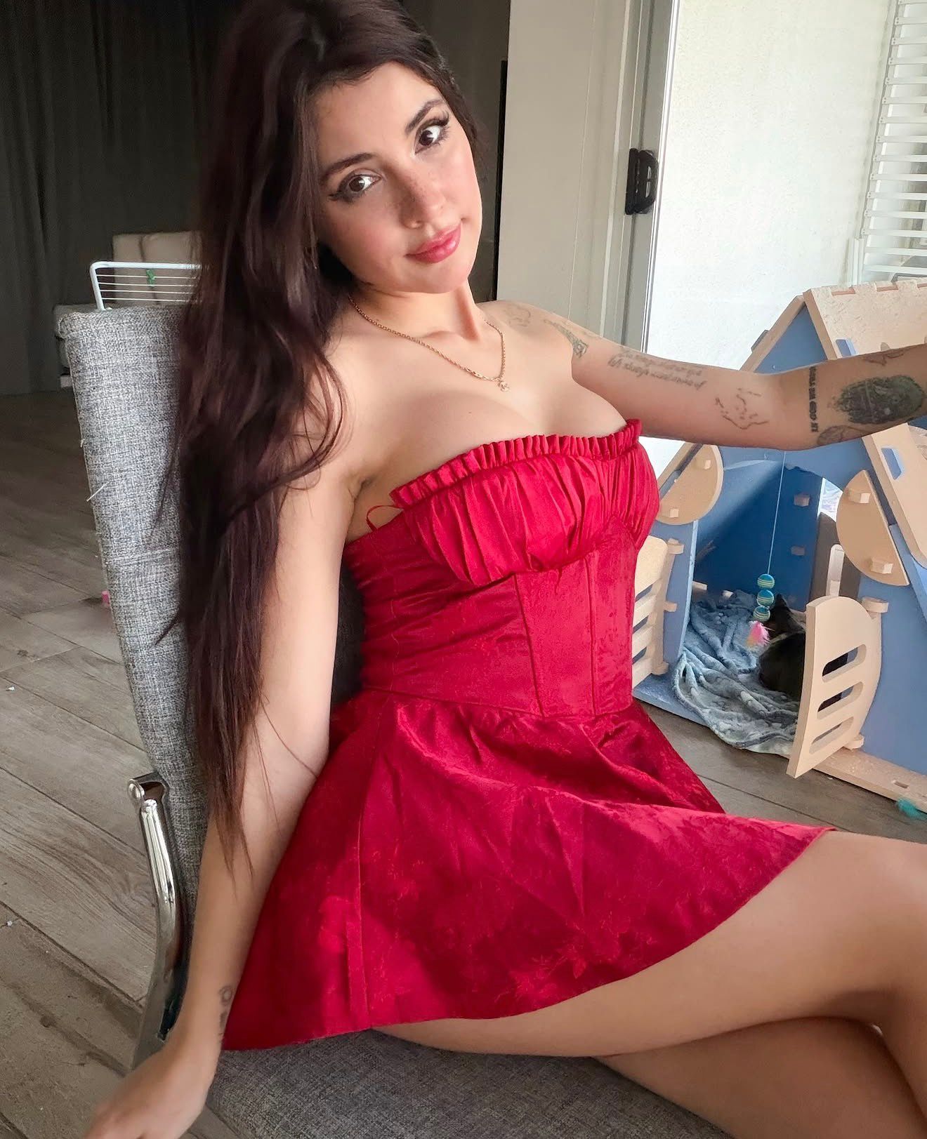 Akalan İz Bırakan Kadın Bayan Escort Yasemin
